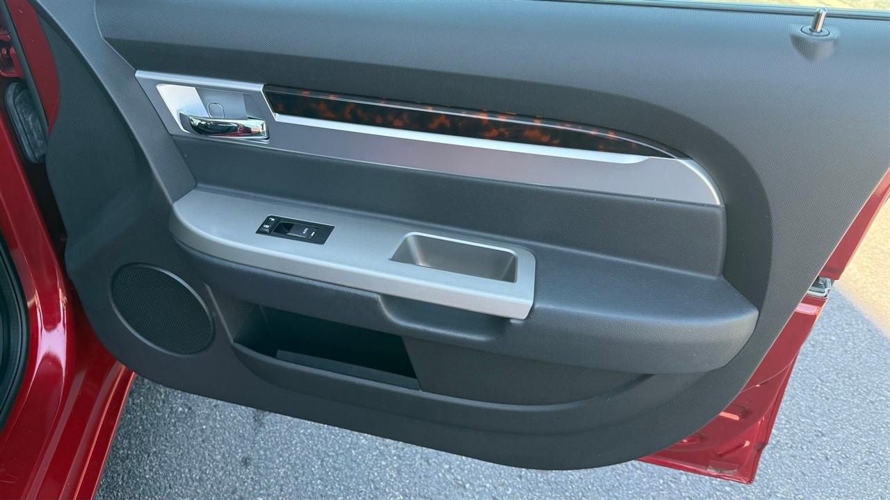 Chrysler Sebring  2010