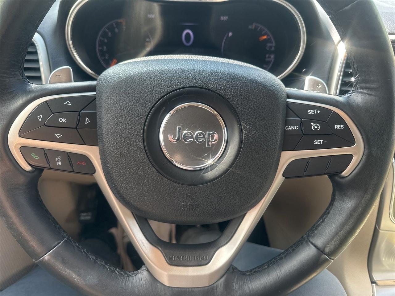 Jeep Grand Cherokee  2016