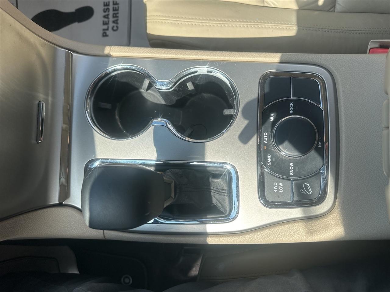 Jeep Grand Cherokee  2016