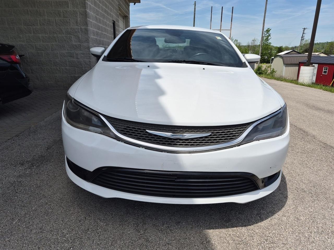 Chrysler 200  2016