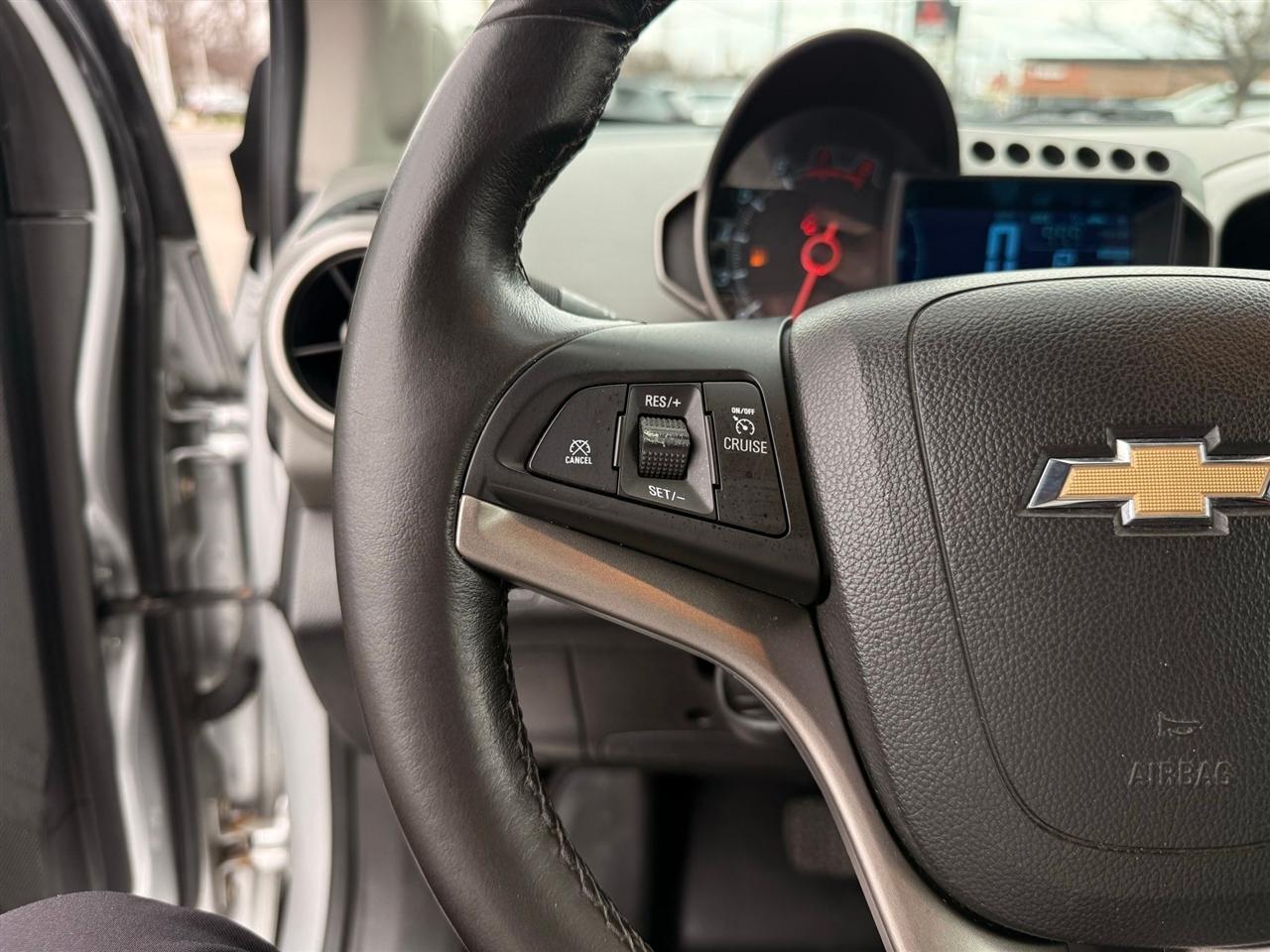 Chevrolet Sonic  2015