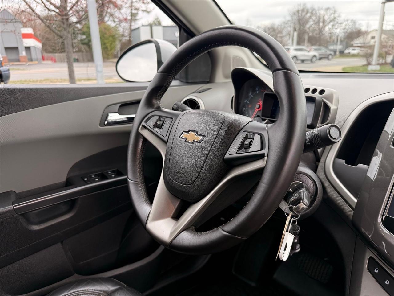 Chevrolet Sonic  2015