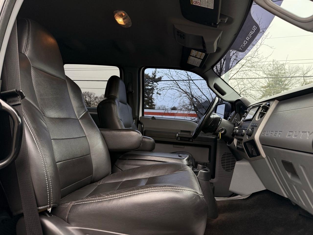 Ford F-650  2012