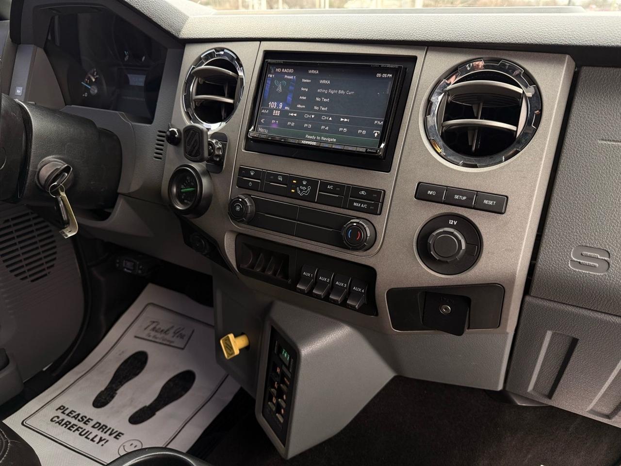 Ford F-650  2012