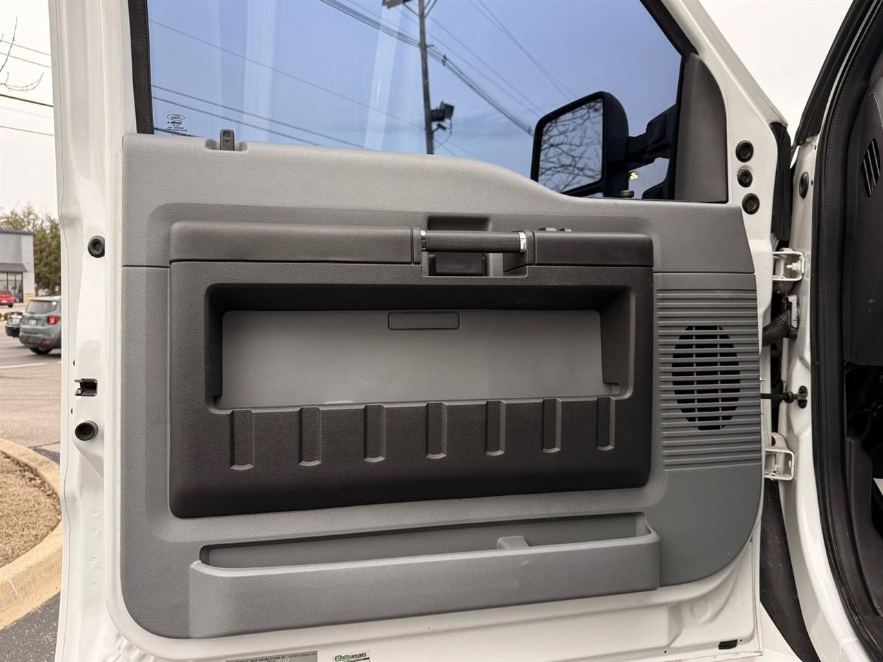 Ford F-650  2012
