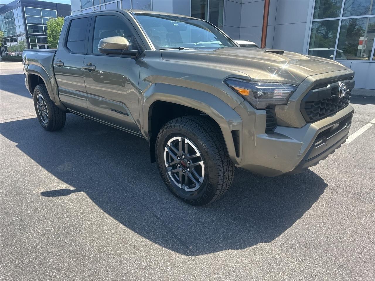 Toyota Tacoma  2024