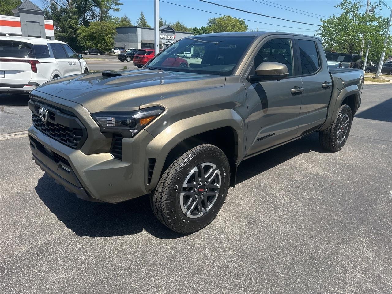 Toyota Tacoma  2024