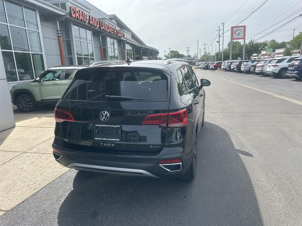 Volkswagen Taos  2024