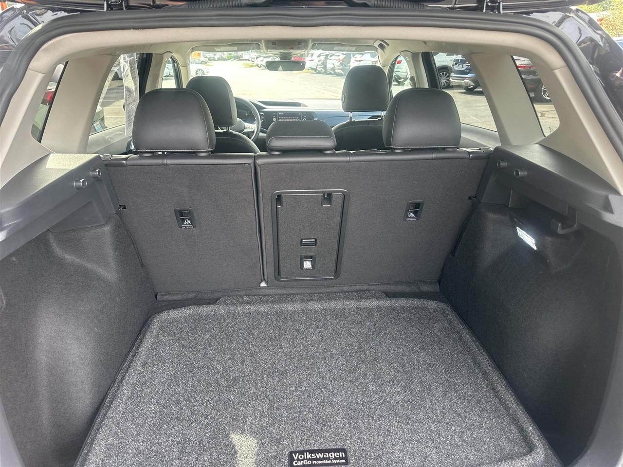 Volkswagen Taos  2024