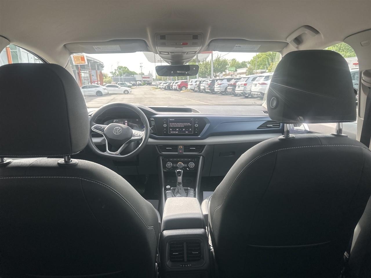 Volkswagen Taos  2024