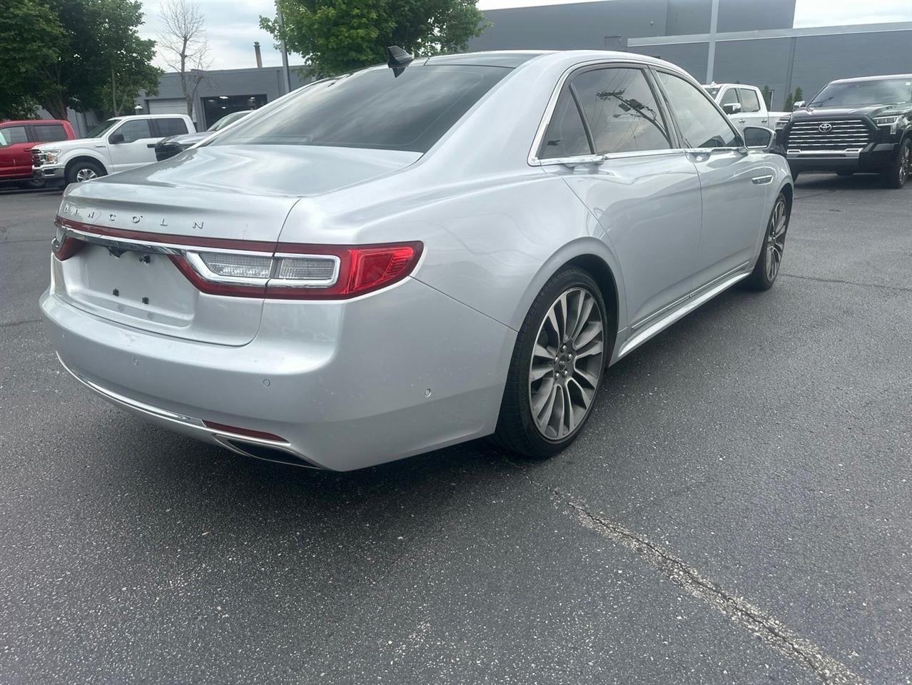 Lincoln Continental  2019