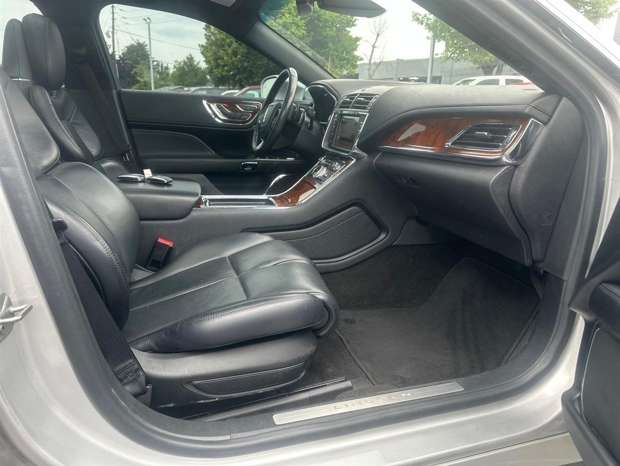 Lincoln Continental  2019