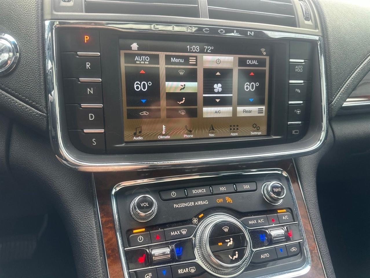 Lincoln Continental  2019