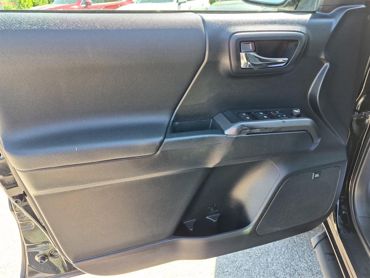 Toyota Tacoma  2016