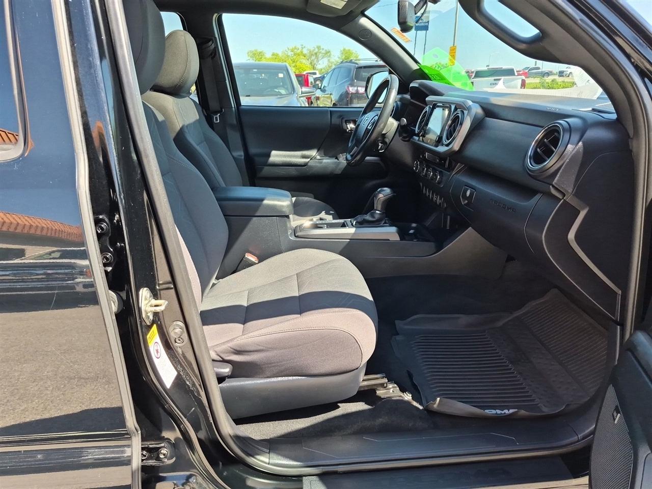 Toyota Tacoma  2016