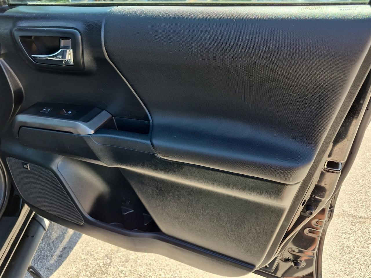 Toyota Tacoma  2016