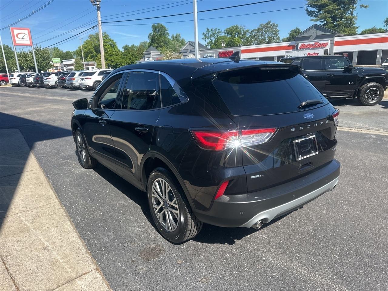 Ford Escape Hybrid  2022