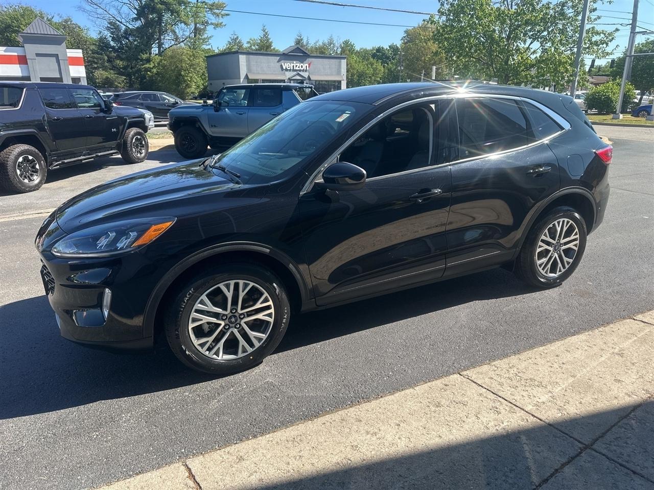 Ford Escape Hybrid  2022