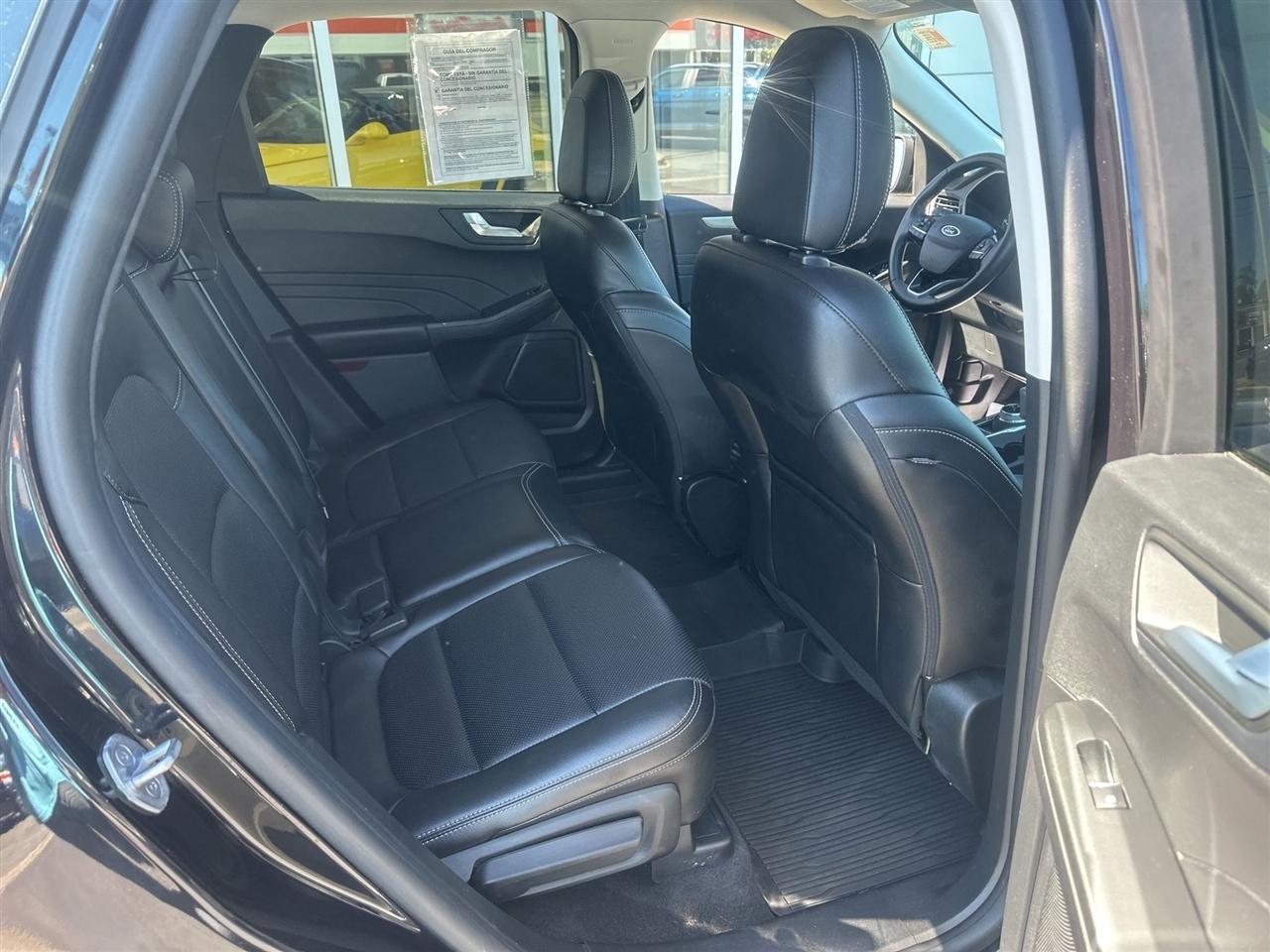 Ford Escape Hybrid  2022