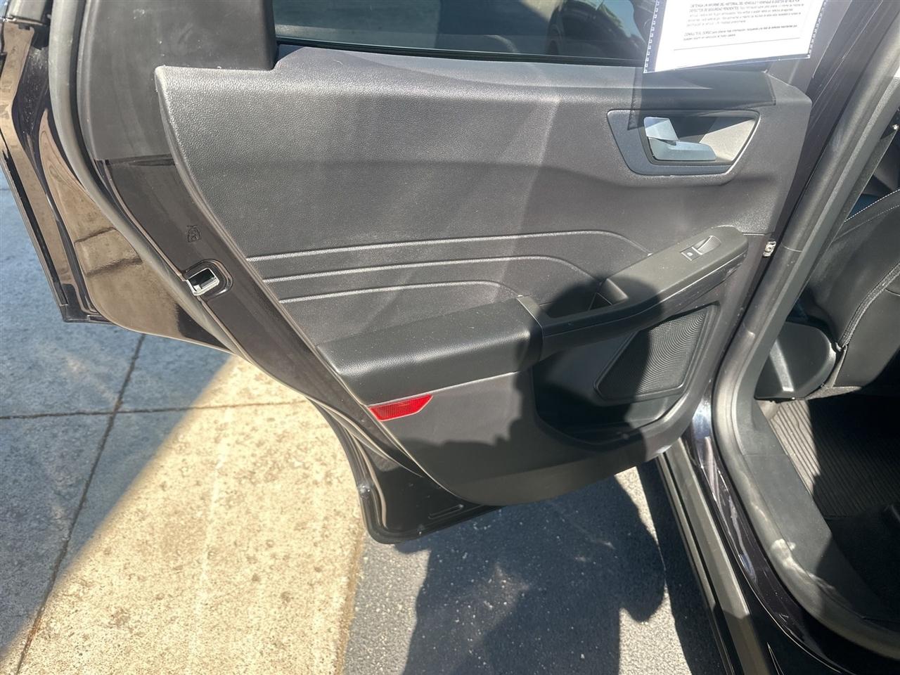 Ford Escape Hybrid  2022