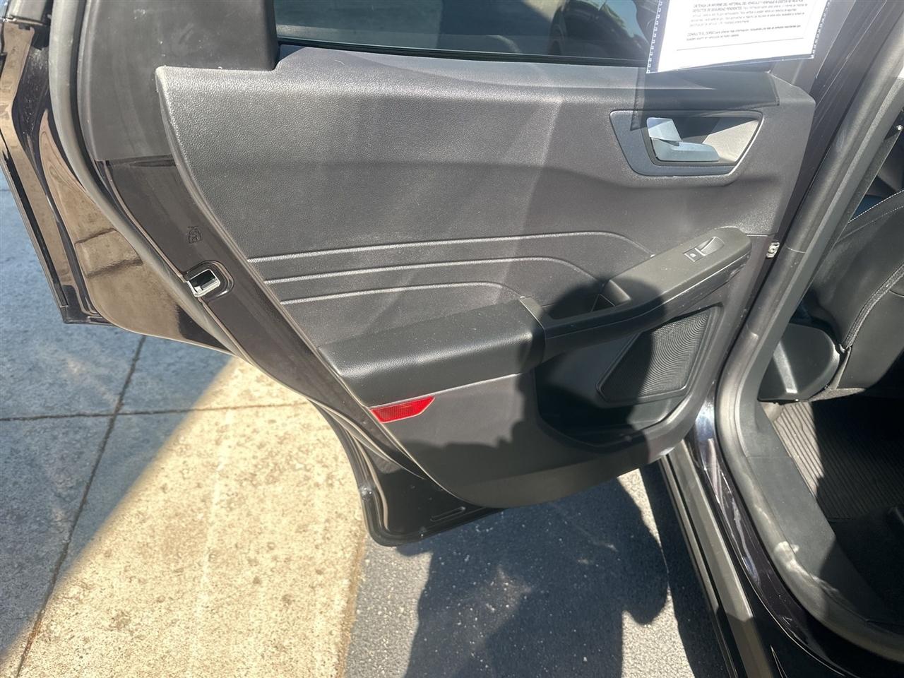 Ford Escape Hybrid  2022