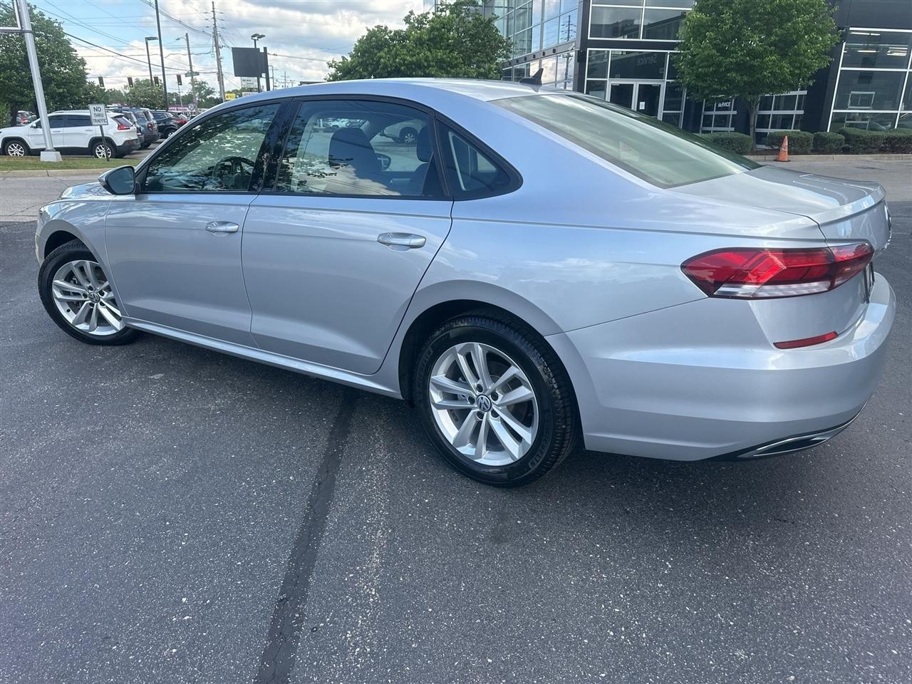 Volkswagen Passat  2020