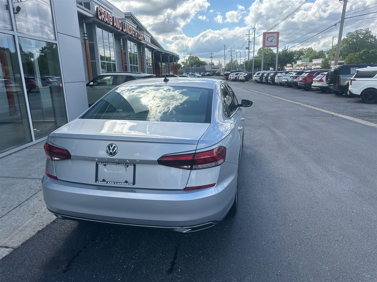 Volkswagen Passat  2020