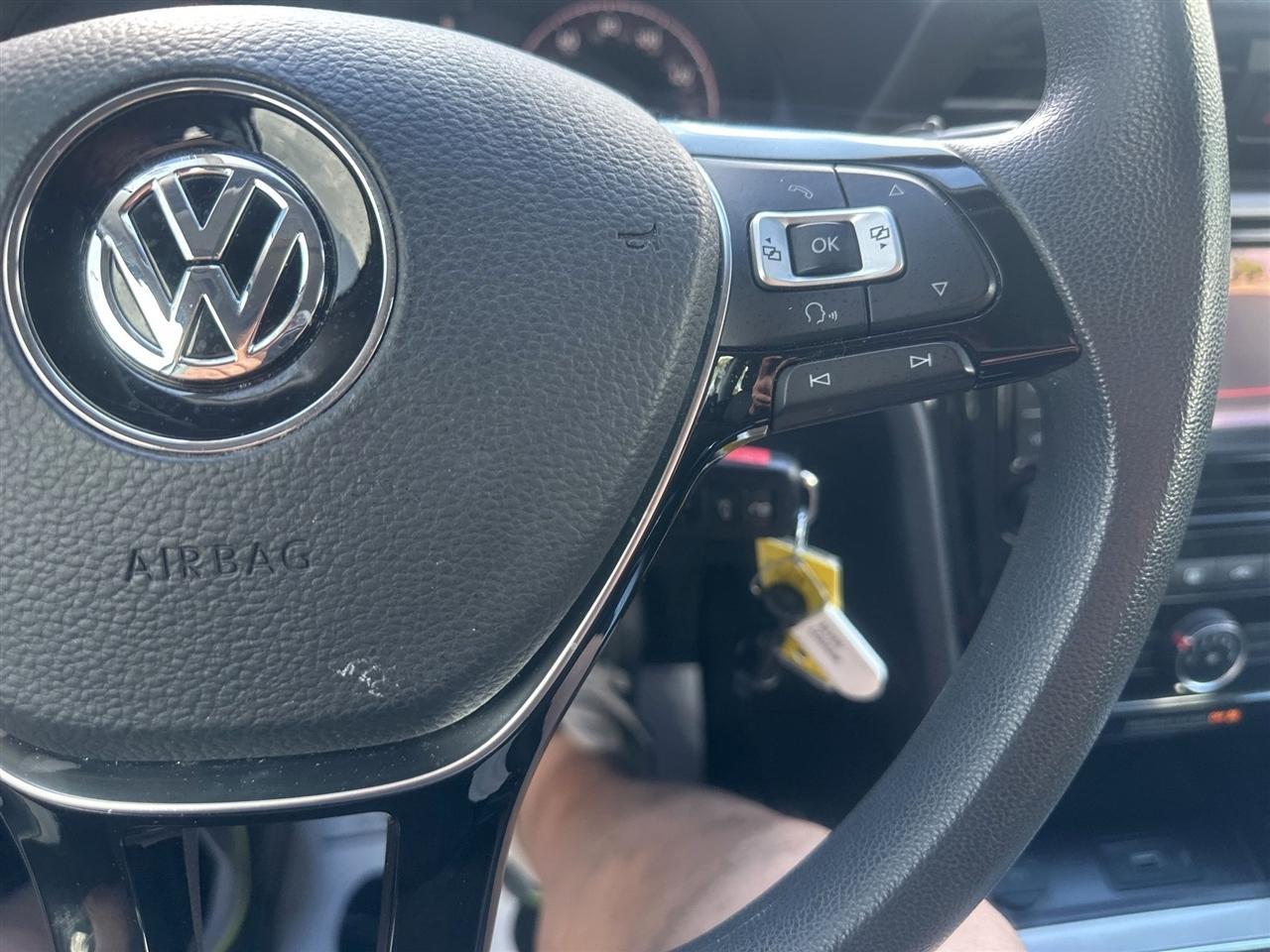 Volkswagen Passat  2020