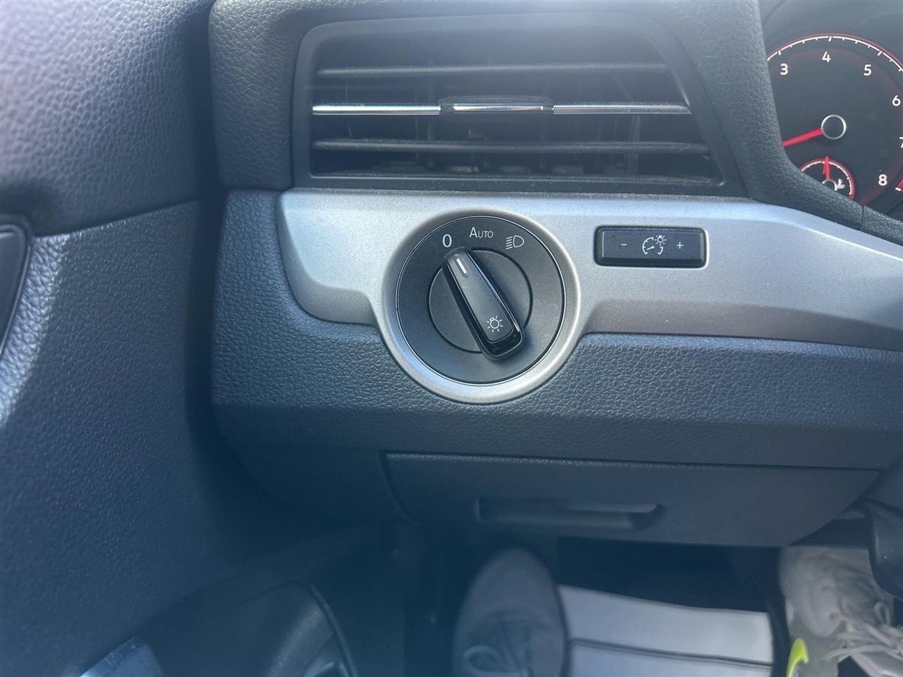Volkswagen Passat  2020