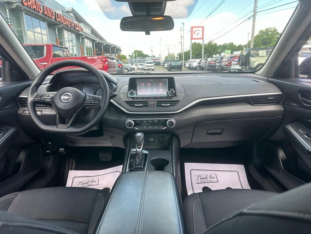 Nissan Altima  2023