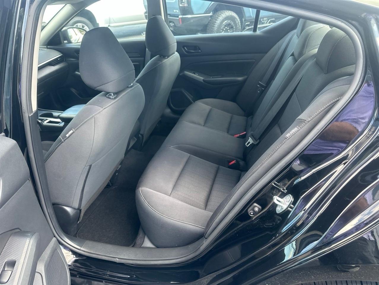 Nissan Altima  2023