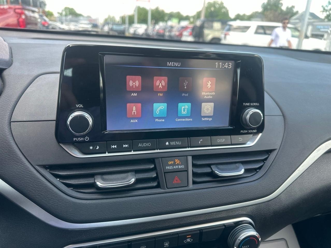 Nissan Altima  2023