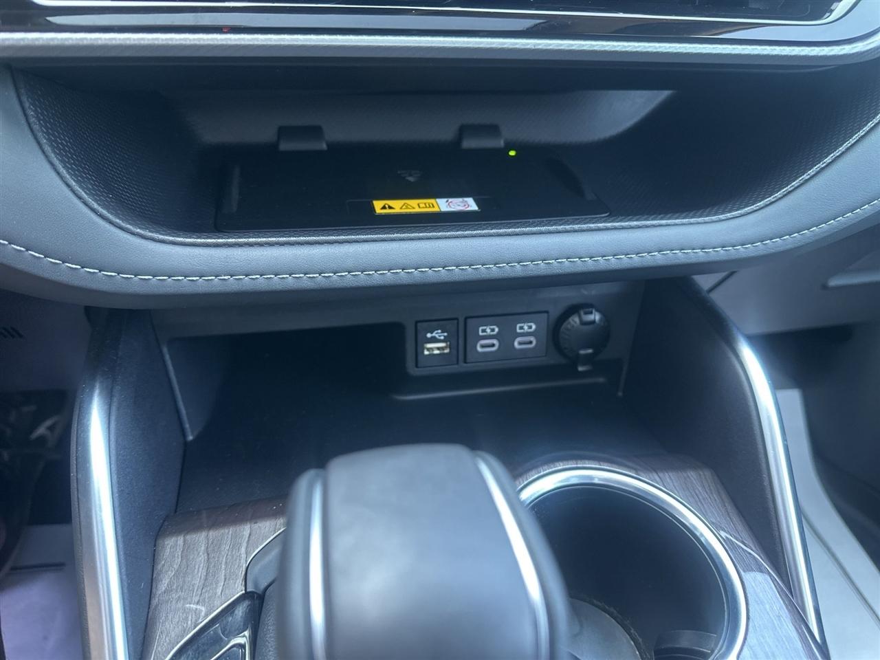 Toyota Highlander  2025