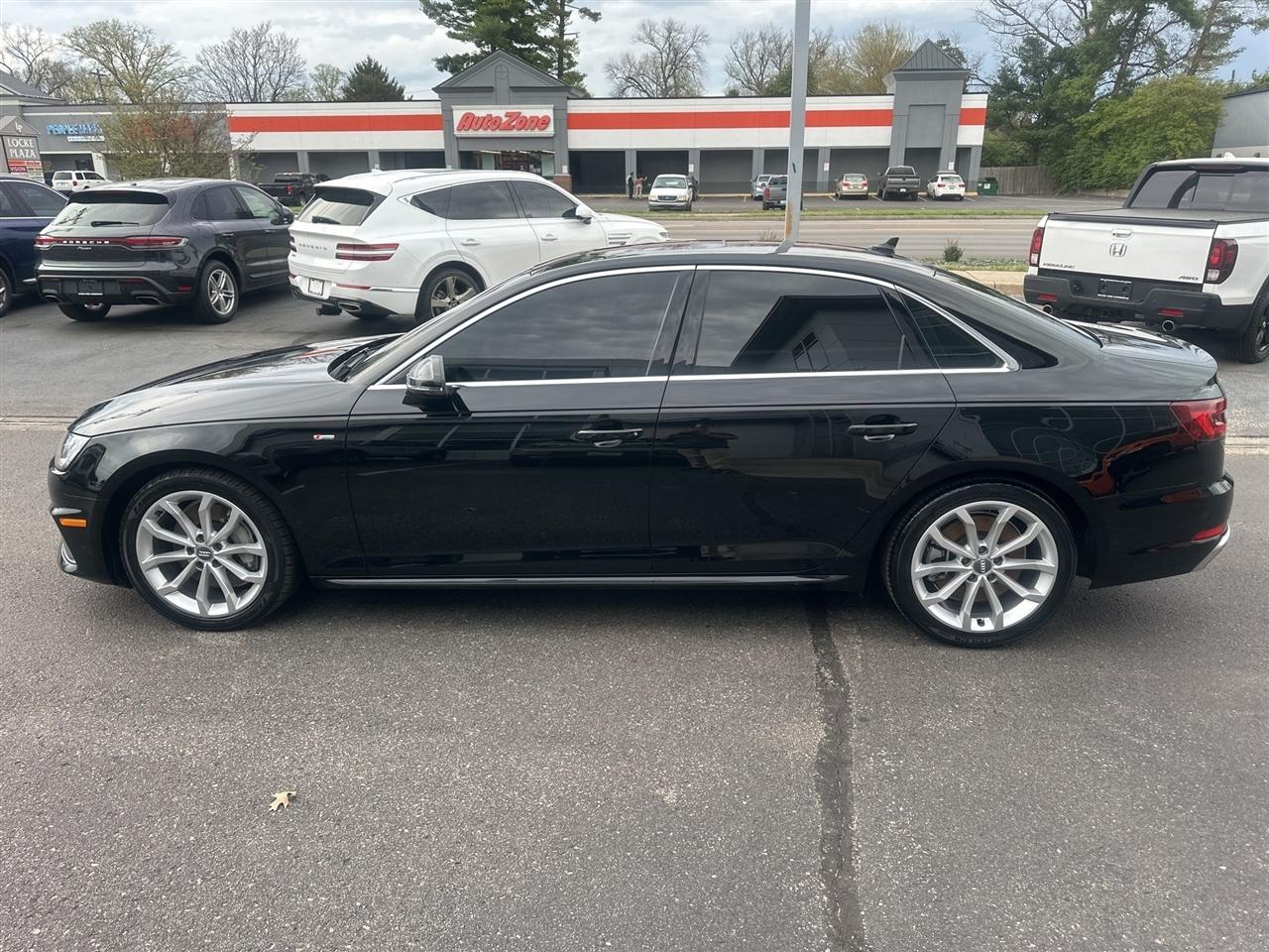 Audi A4  2019