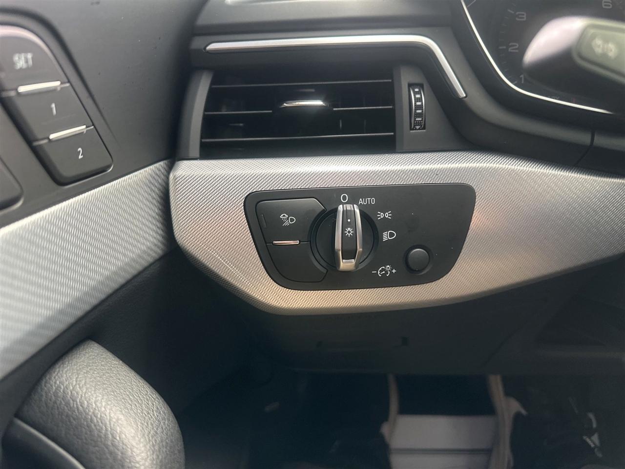Audi A4  2019