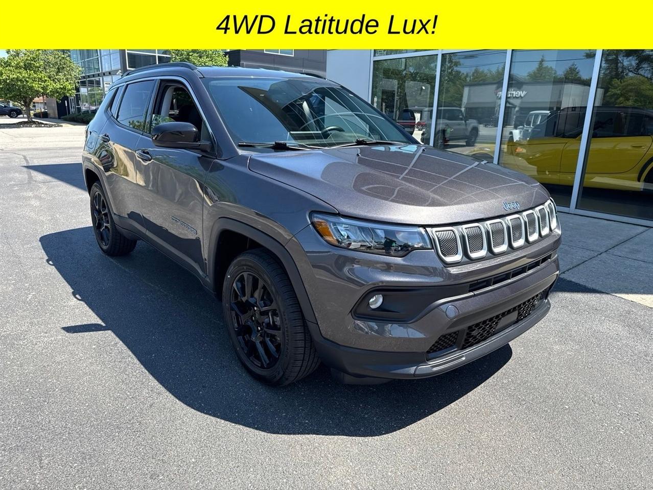 2022 Jeep Compass Latitude Lux