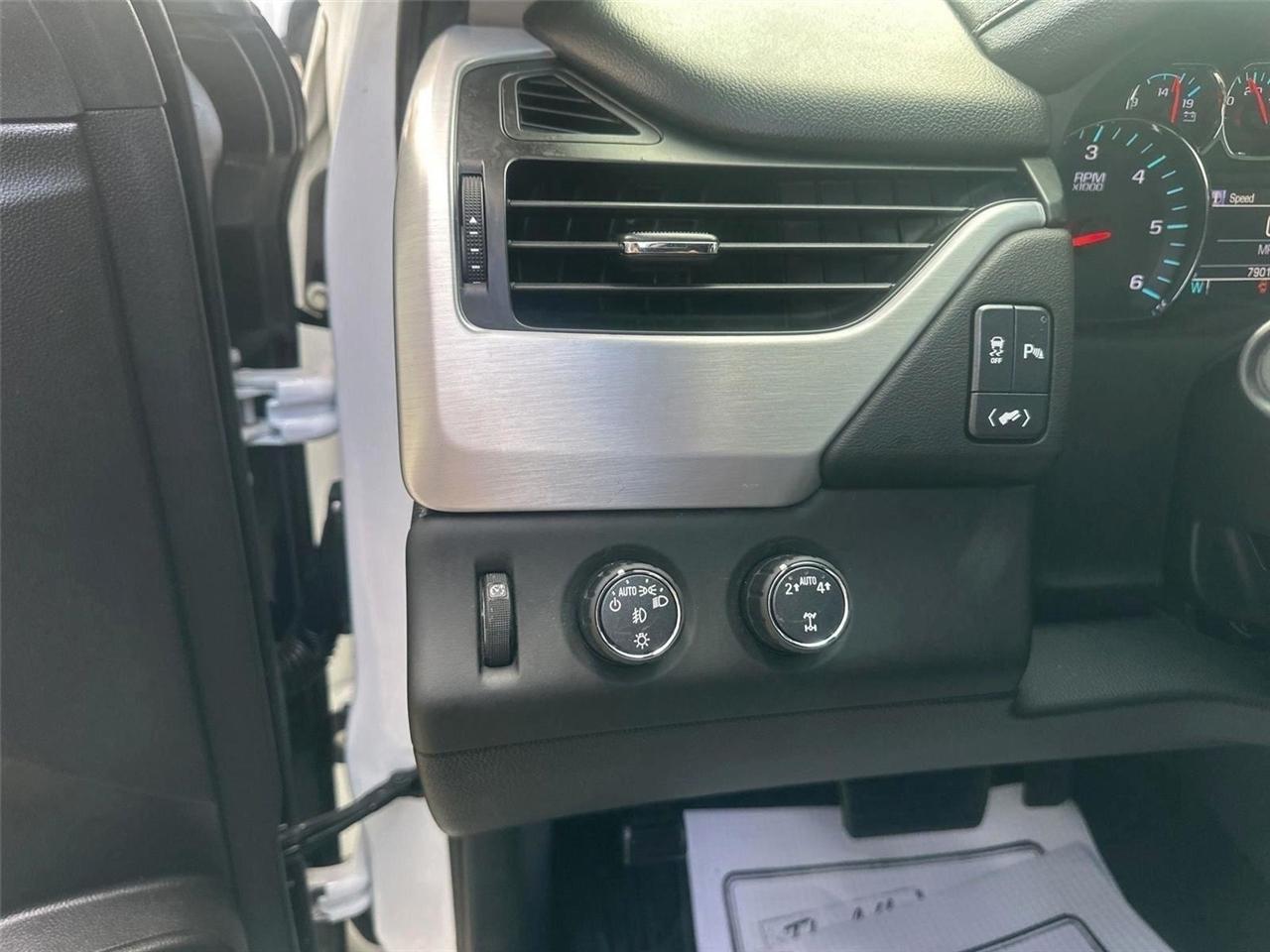 GMC Yukon  2017