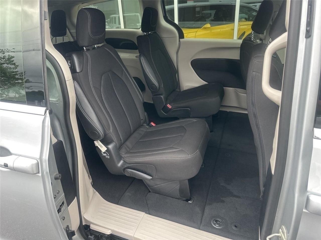 Chrysler Voyager  2024