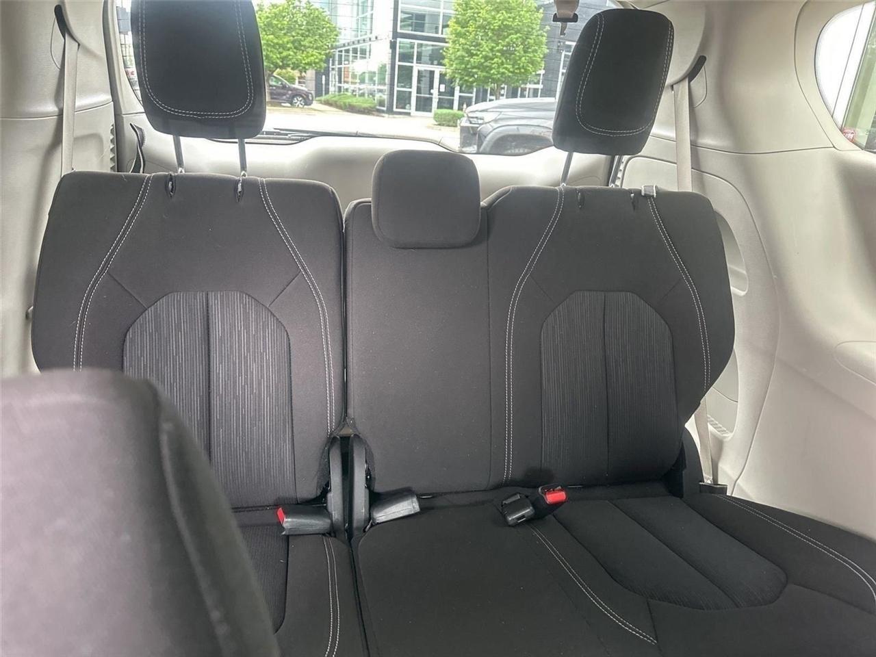 Chrysler Voyager  2024