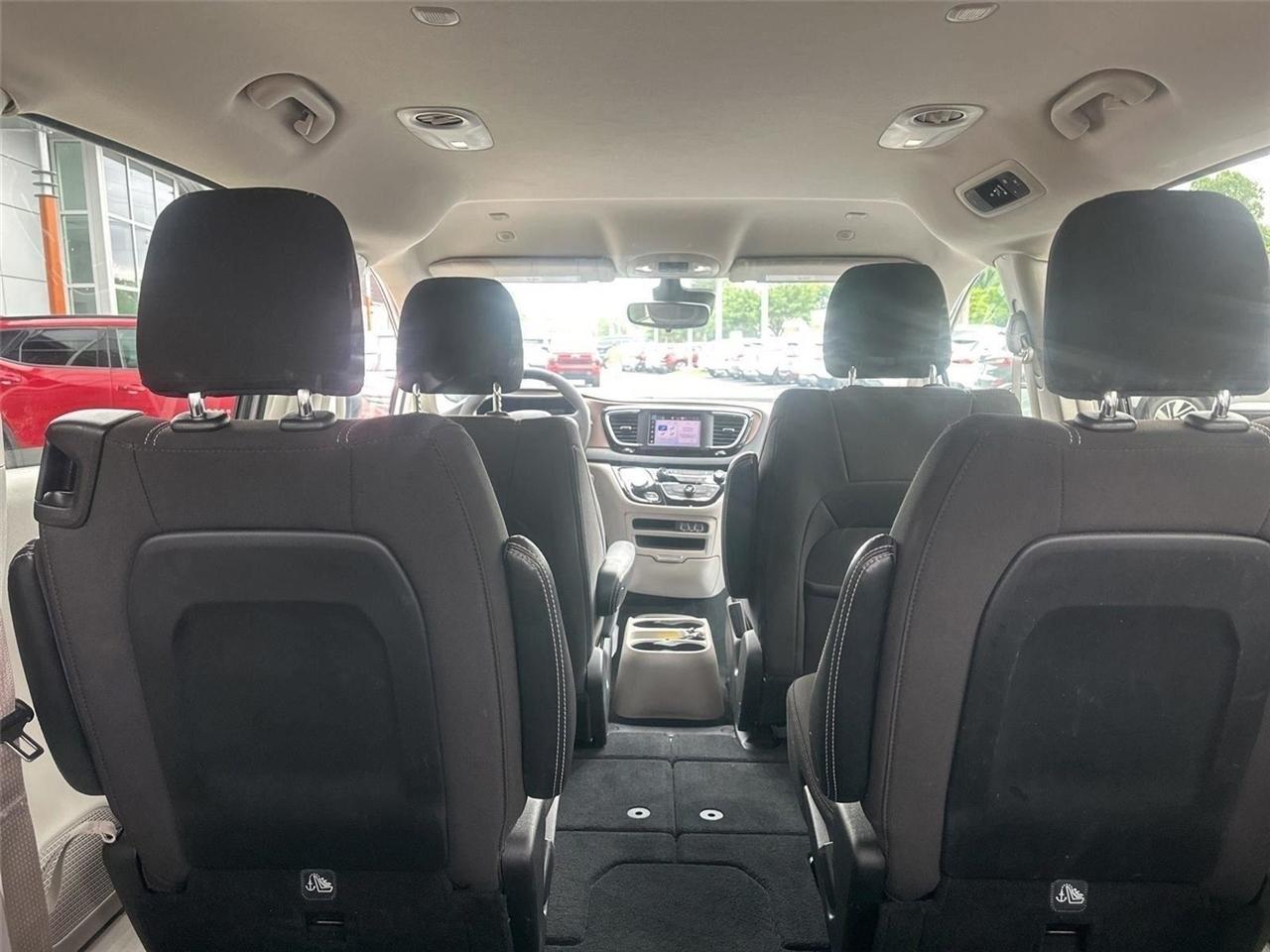 Chrysler Voyager  2024
