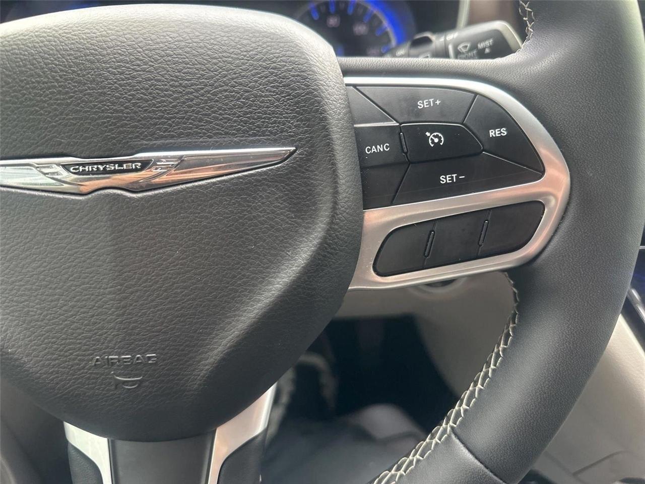 Chrysler Voyager  2024