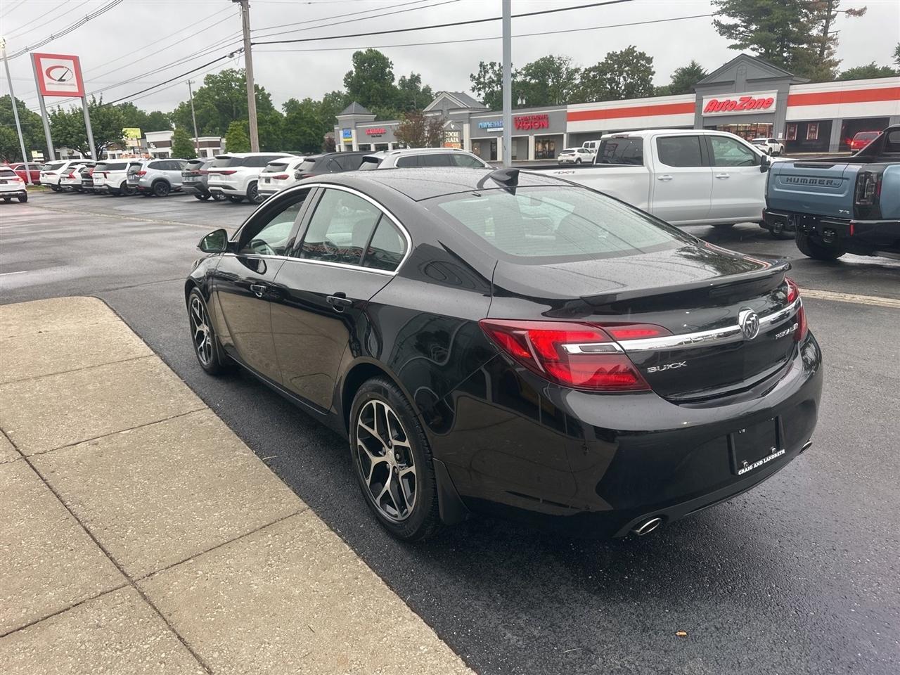 Buick Regal  2017