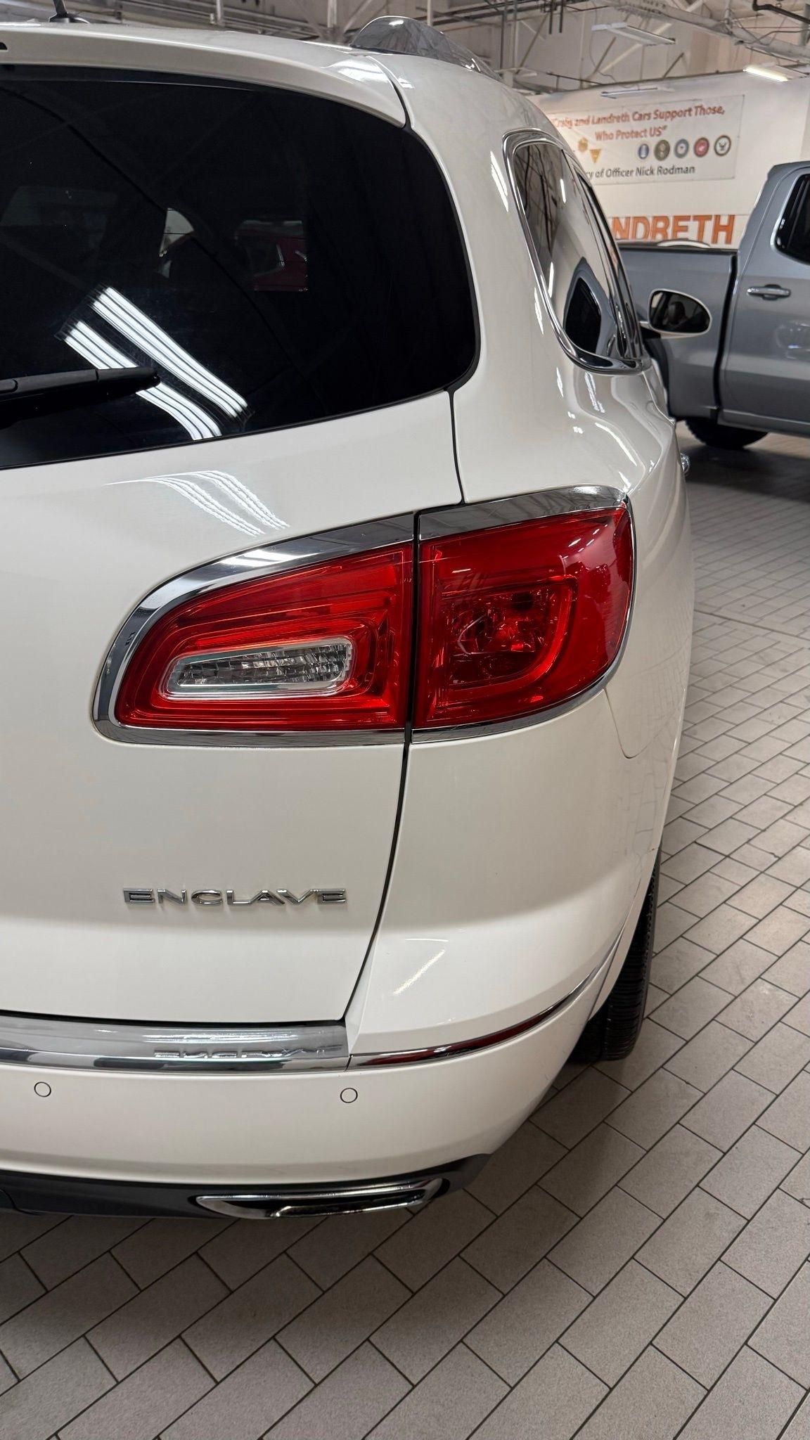 Buick Enclave  2015