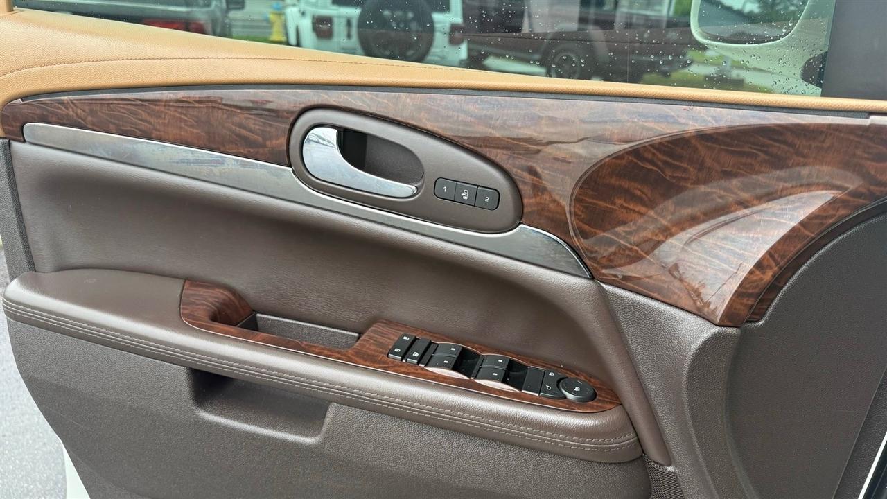 Buick Enclave  2015