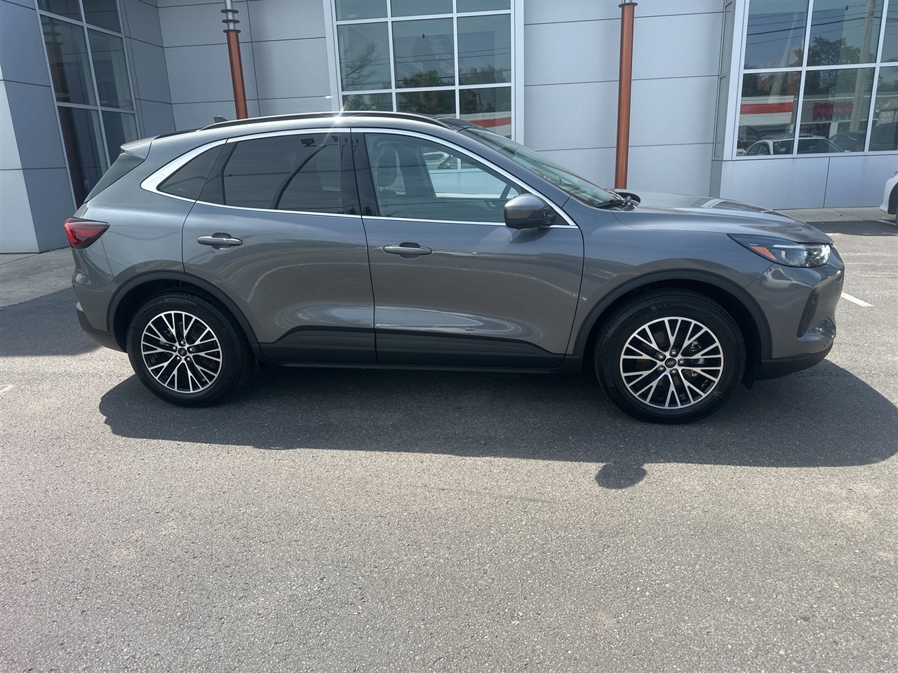 Ford Escape Plug-in Hybrid  2025