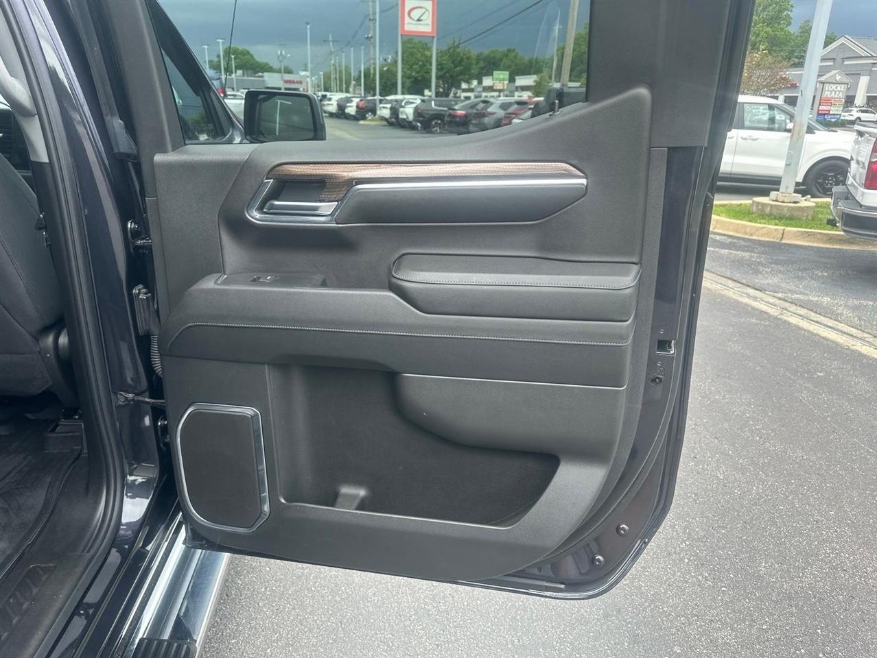 Chevrolet Silverado 1500  2024