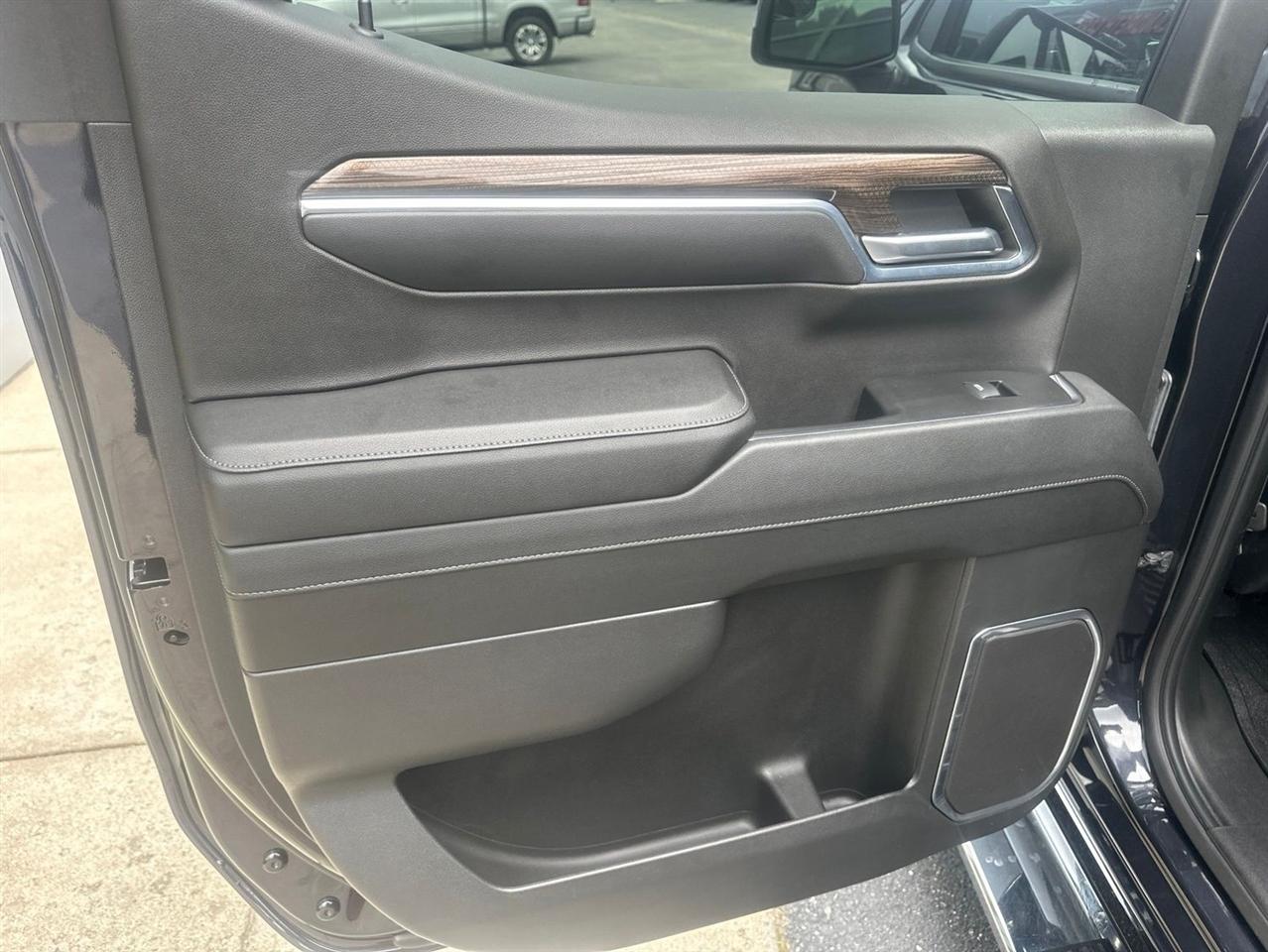 Chevrolet Silverado 1500  2024
