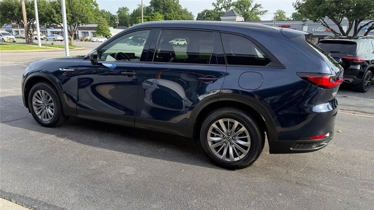 Mazda CX-90  2025