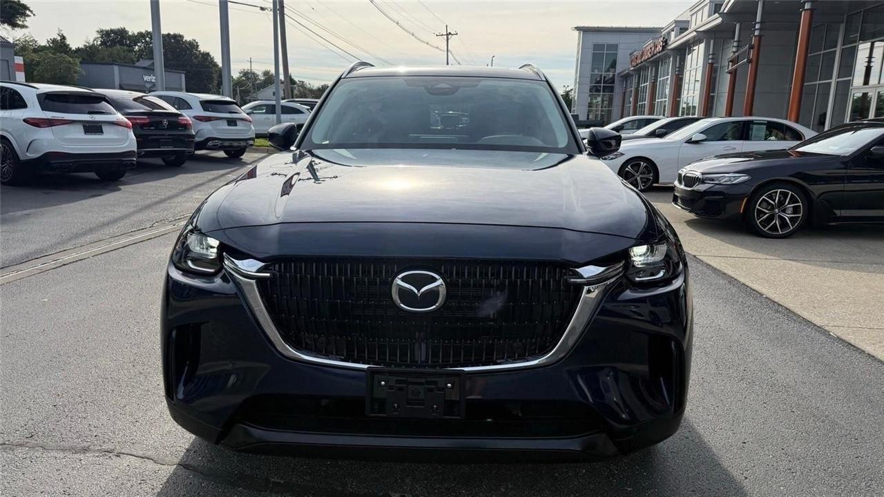Mazda CX-90  2025