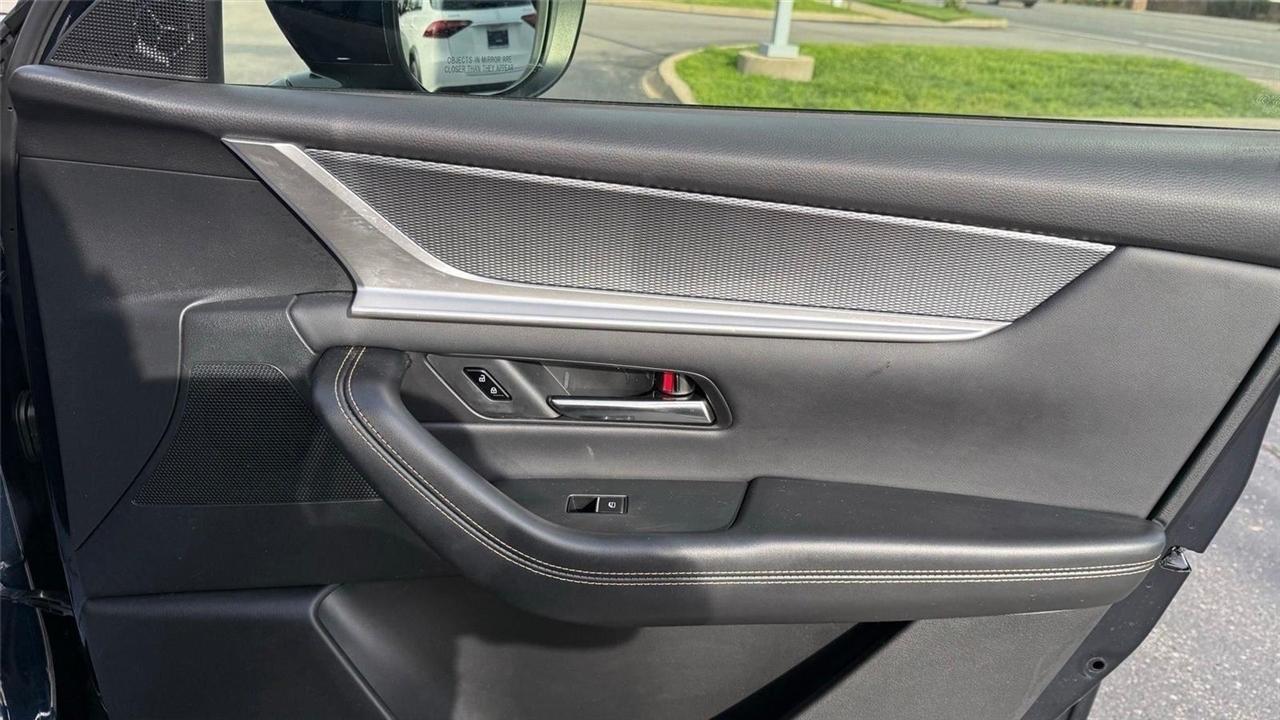 Mazda CX-90  2025